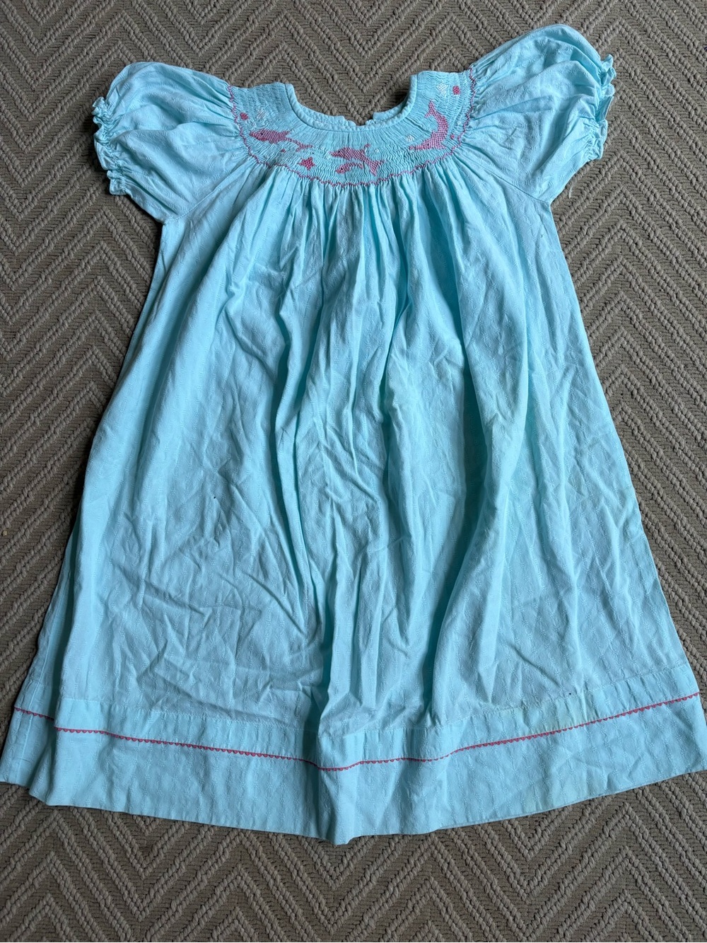 Anavini size 6 smocked dolphin dress
